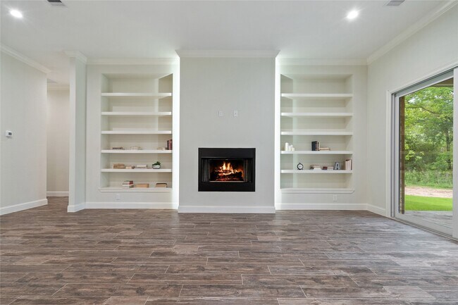 Building Photo - 25103 W Tara Plantation Dr