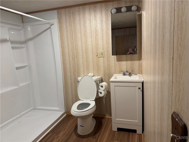 Building Photo - 8265 Warbler Way