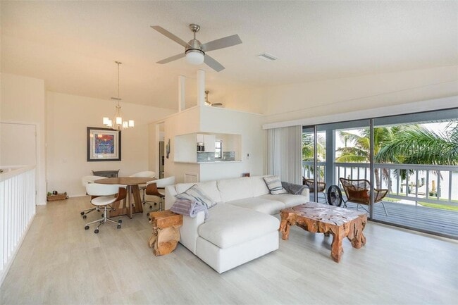 Building Photo - 3604 E Maritana Dr