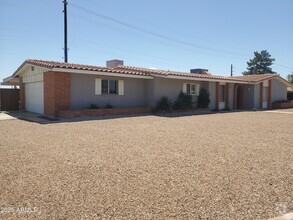 Building Photo - 4503 W Loma Ln