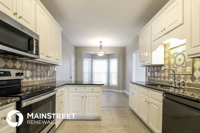 Building Photo - 140 Susan Dr