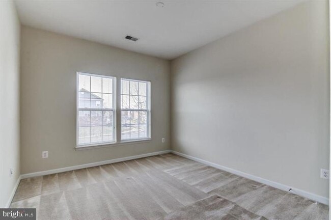 Building Photo - 2002 Idlewild Blvd