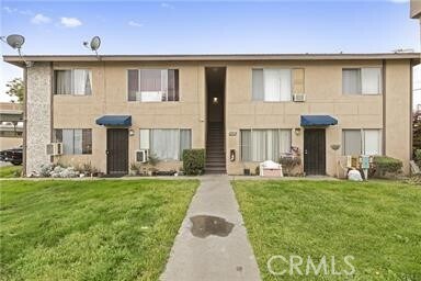 Primary Photo - 1600 Picadilly Way
