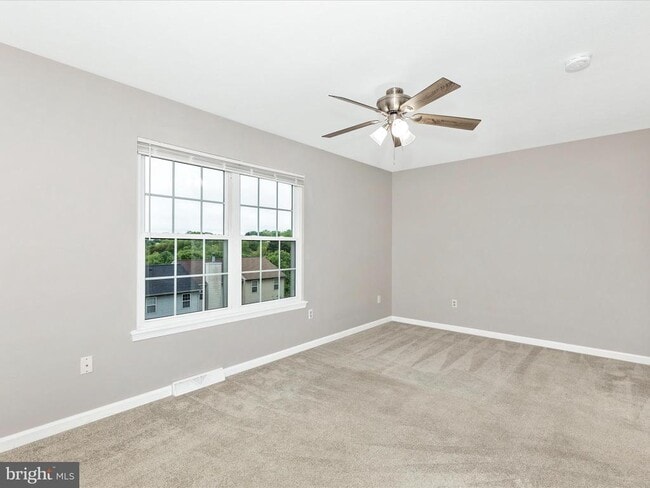 Building Photo - 430 Spalding Ct