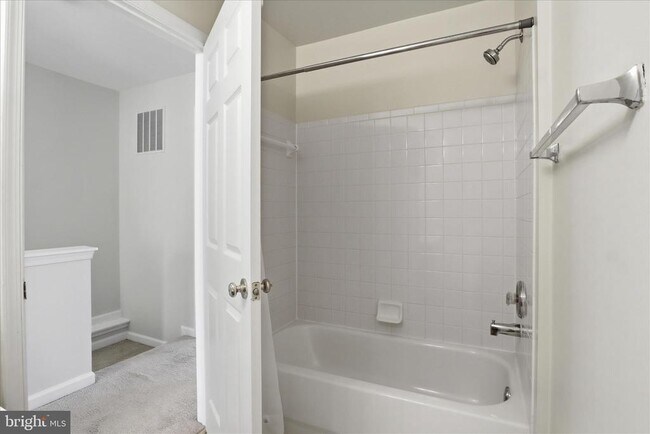 Building Photo - 7719 Markham Grant Ln