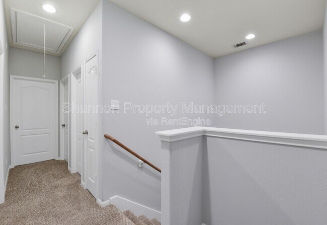 Building Photo - 17142 Amarose Dr