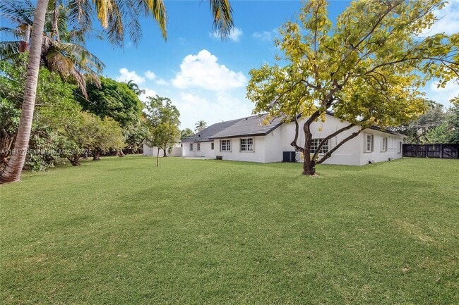 Building Photo - 7675 SW 132nd St