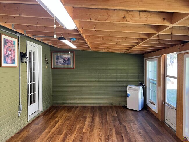 Building Photo - 135 Ashford Trace Ln