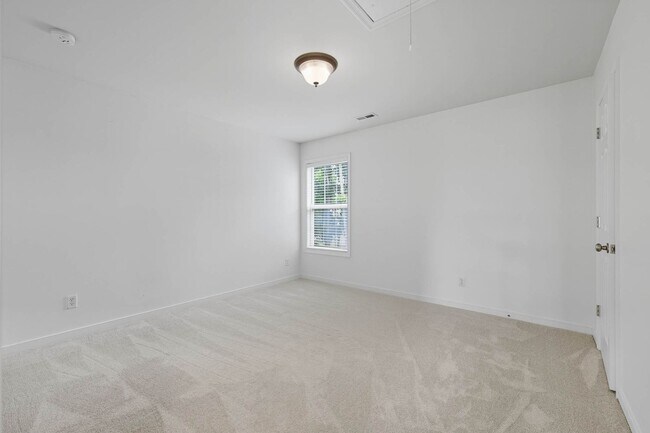 Building Photo - 22030 Lake Jordan Dr