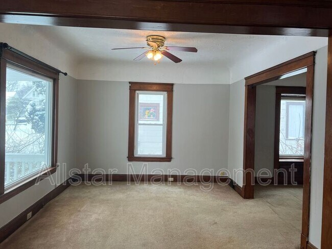 Building Photo - 4296 E 114th St