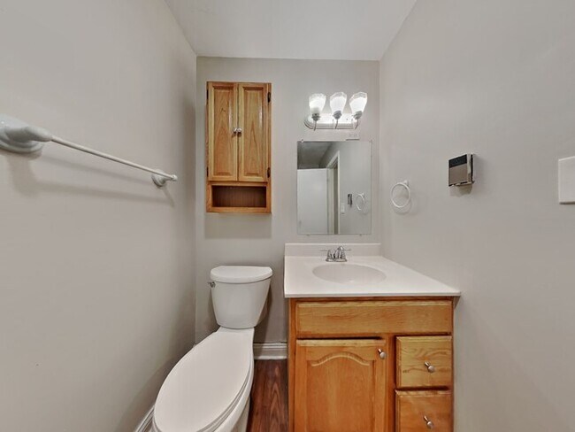 Building Photo - MOVE IN SPECIAL! 3 bed 1 bath in Greenwood!