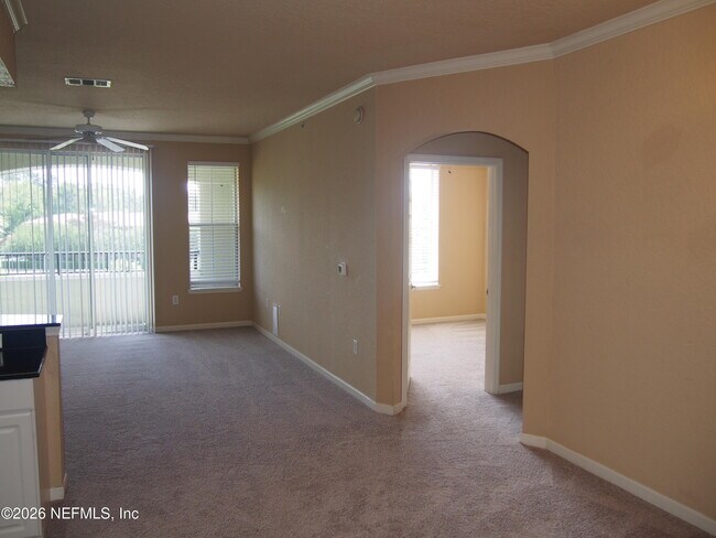Building Photo - 8539 Gate Pkwy W
