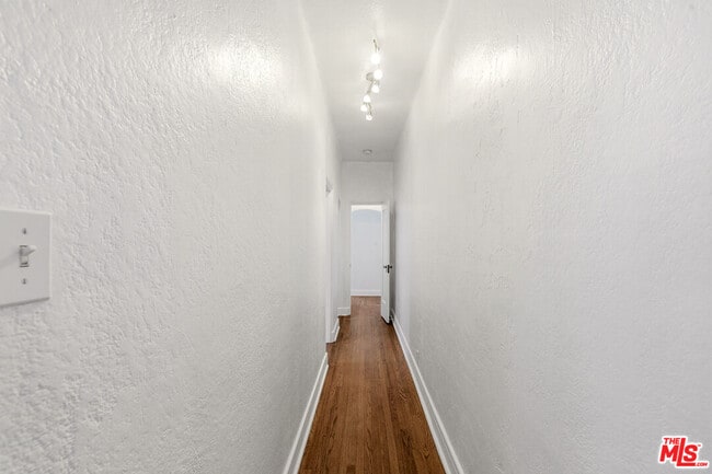 Building Photo - 4429 Finley Ave