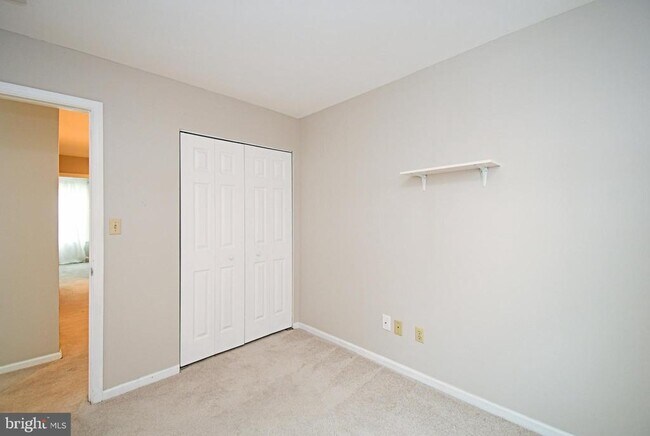 Building Photo - 4258 Red Oak Ct