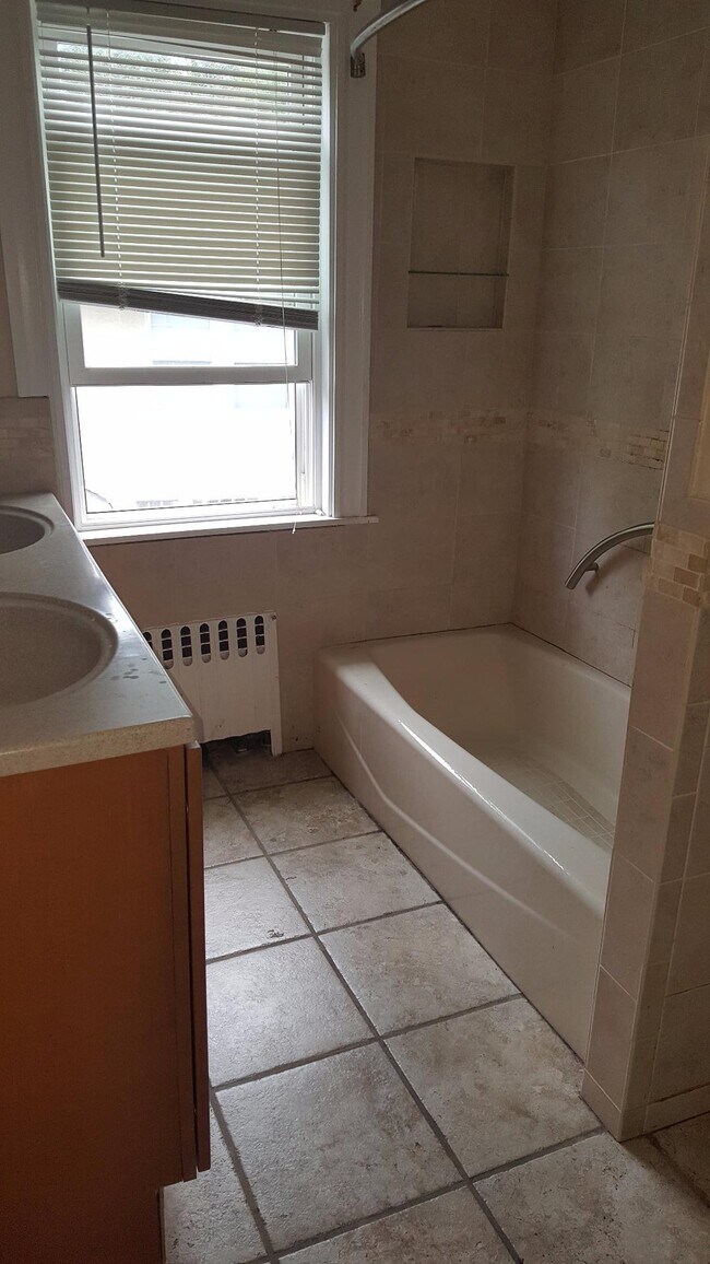 Building Photo - 29 Ricker Rd