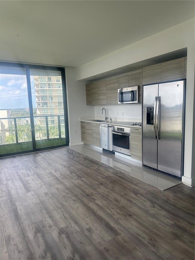 Building Photo - 121 Northeast 34th Street Apt #1416, Miami...