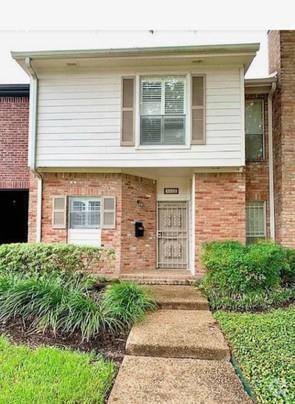 Building Photo - 1035 Fountain View Dr