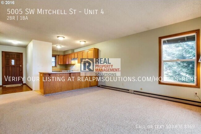 Building Photo - 5005 SW Mitchell St