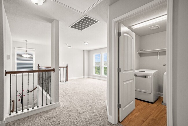 Building Photo - 13154 Beals Cir