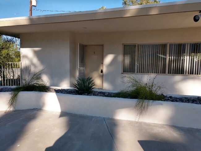 Building Photo - Thornhill Amapola Apartment Homes