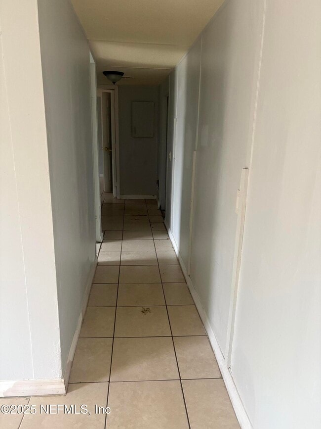 Building Photo - 105 Rhine St