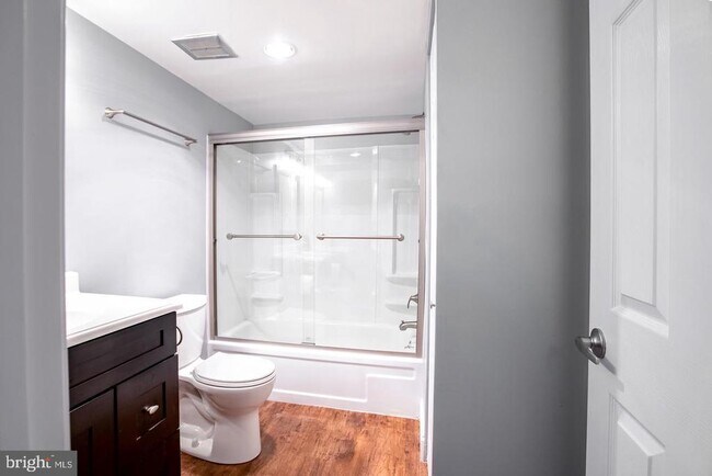 Building Photo - 188 Old Forge Crossing