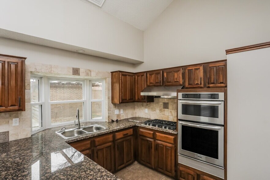 Building Photo - 4414 Rushing Rd