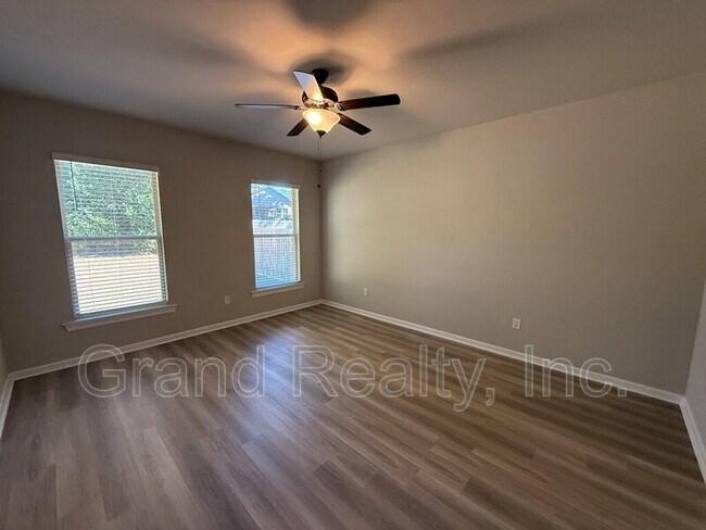 Building Photo - 4689 Sago Palm Cir