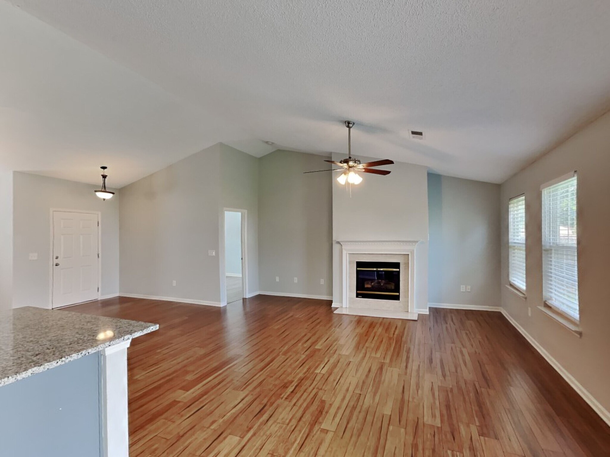 Building Photo - 3320 Arbor Pointe Dr