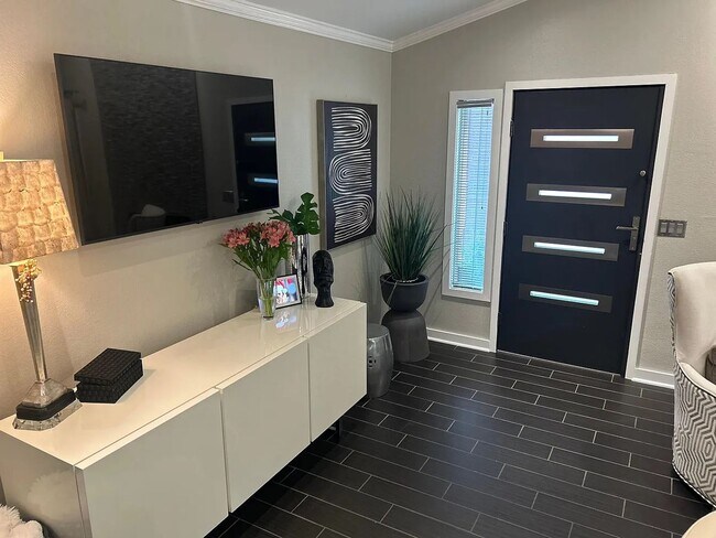 Building Photo - Available Now! Beautifully Remodeled Home ...