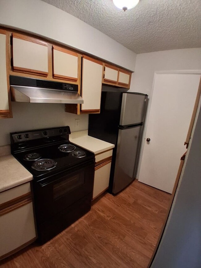 Building Photo - Oasis - # 10-201