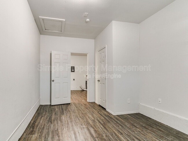 Building Photo - 9524 McIntosh Ave