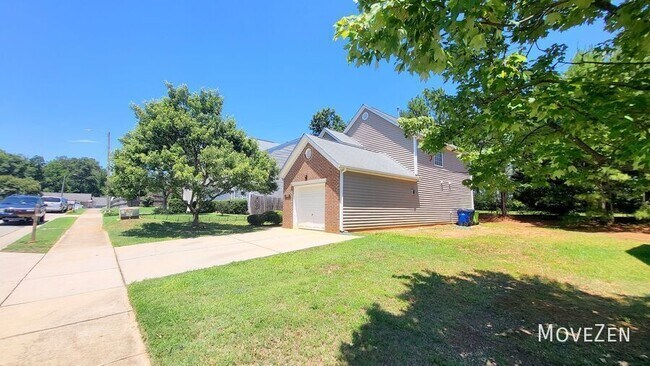 Building Photo - 1205 Ricochet Dr