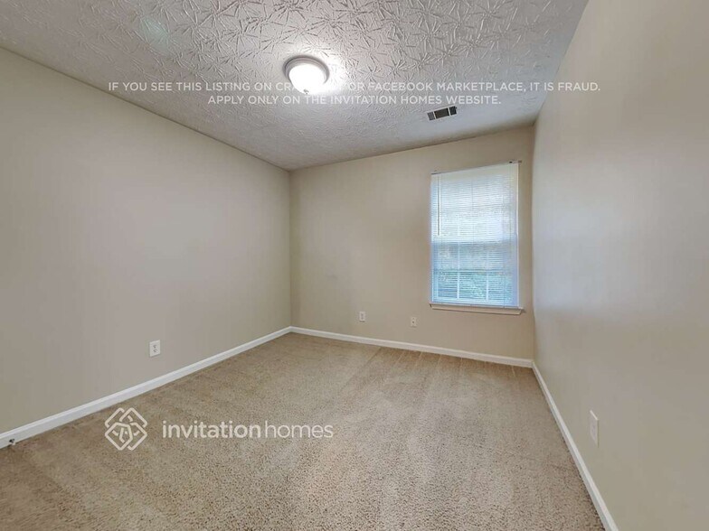 Building Photo - 324 Springbottom Ct SE