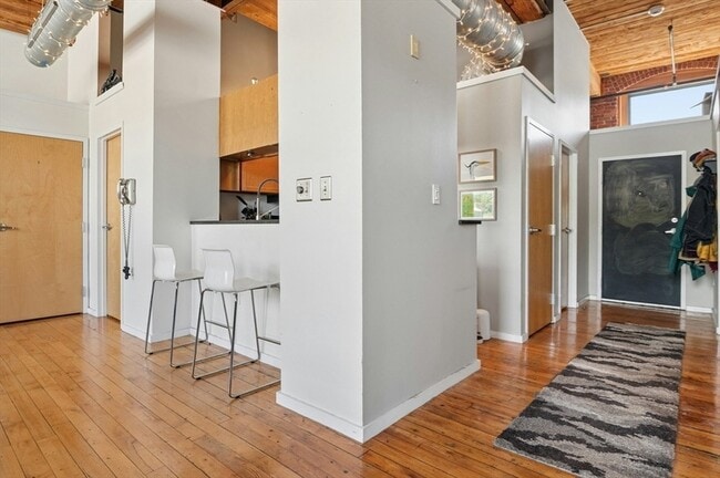 Building Photo - 1 Envelope Terrace