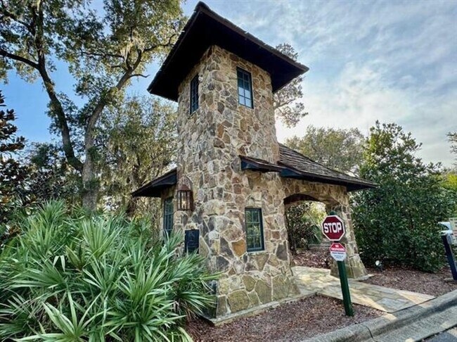 Building Photo - 3541 Sanctuary Dr