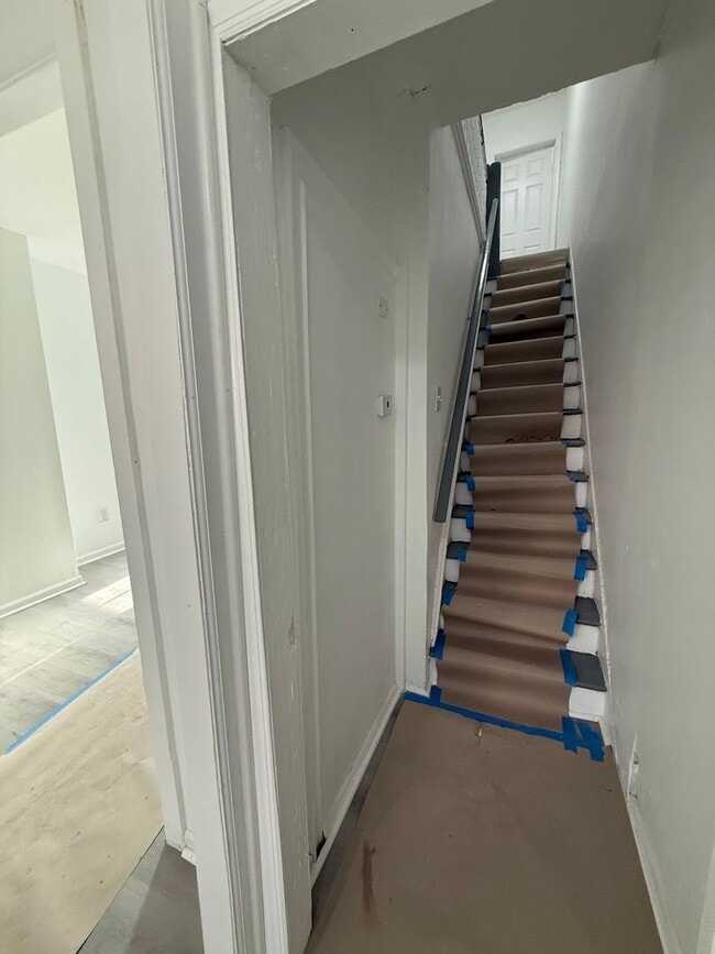 Building Photo - 538 Bailey St