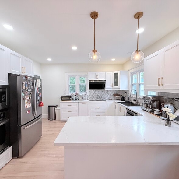 Kitchen - 21 Harlow St