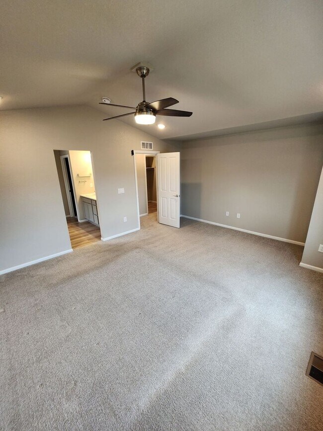 Building Photo - Beautiful Home in Meridian Ranch