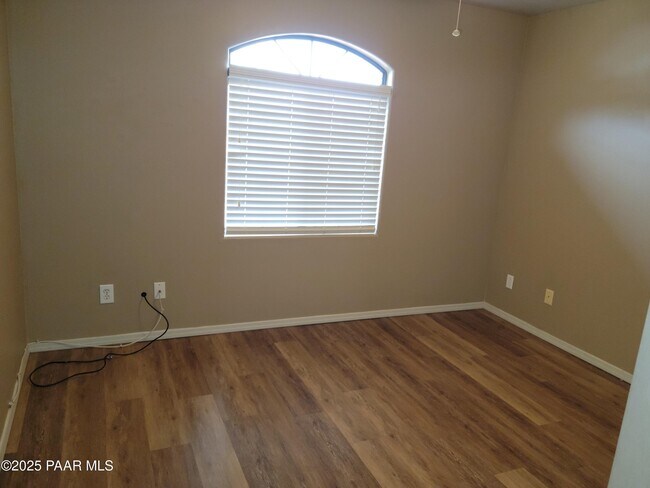 Building Photo - 8101 E Dust Devil Dr