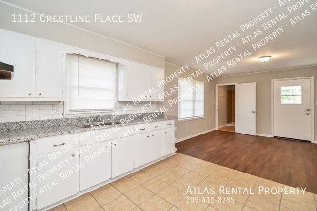 Building Photo - 1112 Crestline Pl SW