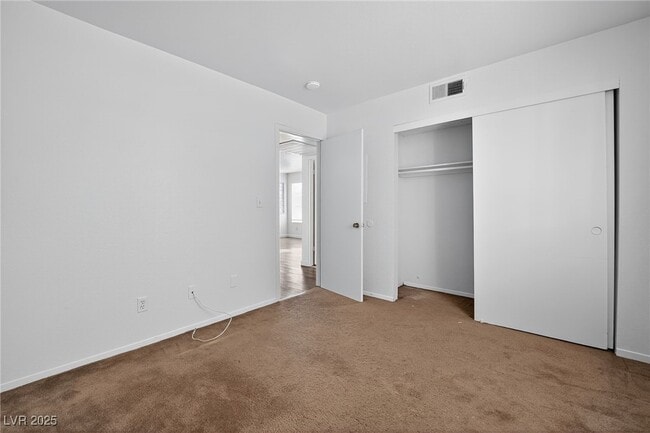 Building Photo - 2654 Bryandouglas Dr
