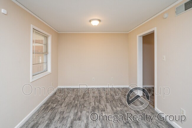 Building Photo - 3544 Cottonwood Dr