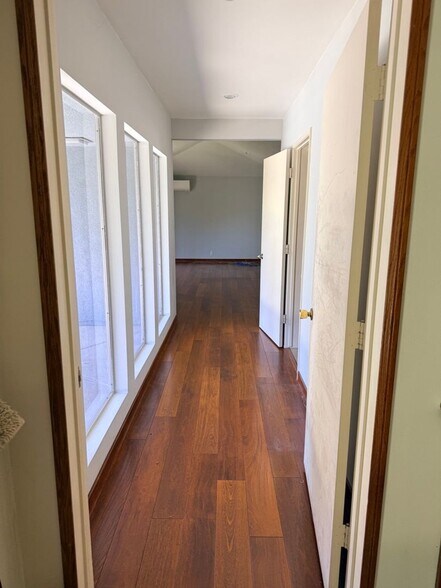 Building Photo - Beautiful 3bed 3bath, plus bonus room home in Highland Oaks neighborhood of Arcadia