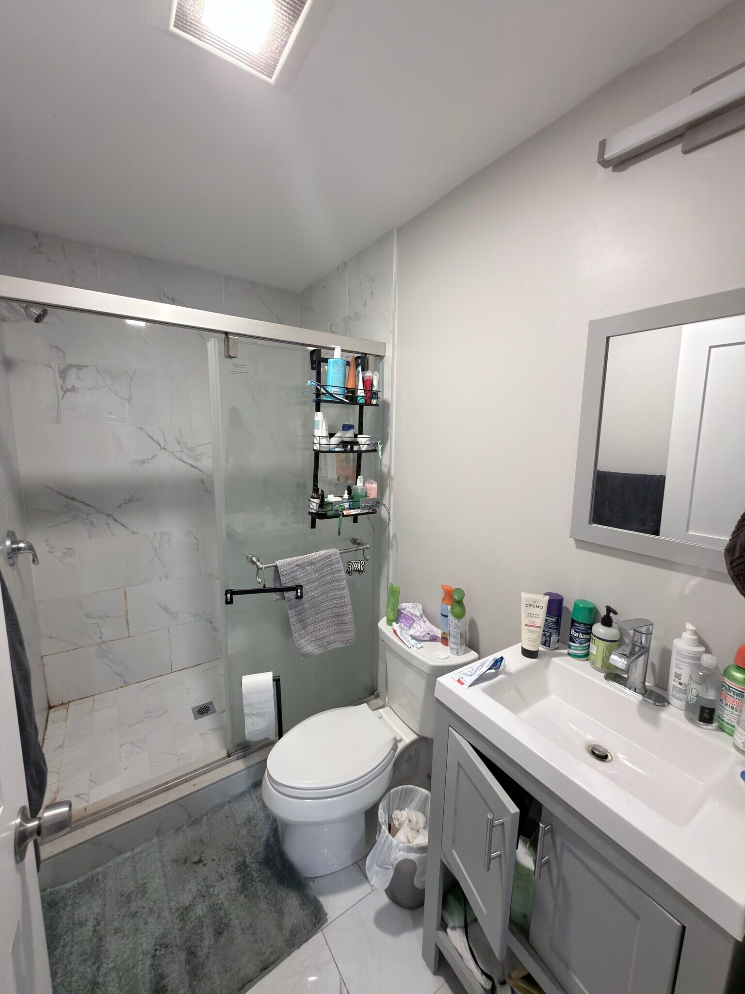 Building Photo - 156 Hillside St