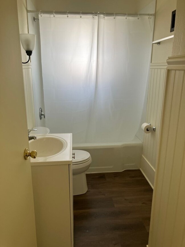 Building Photo - Coming SOON! Single Two Story Family 3 Bedroom Home