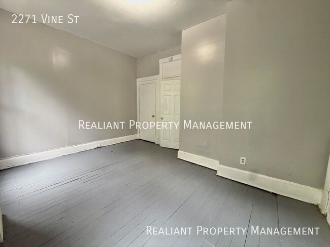 Building Photo - 2271 Vine St