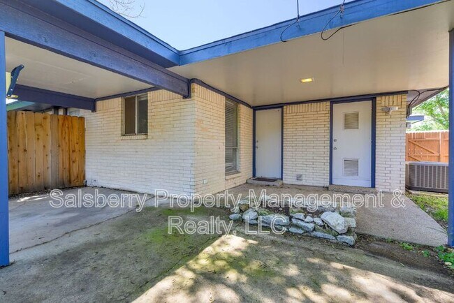Building Photo - 4913 Westlake Dr