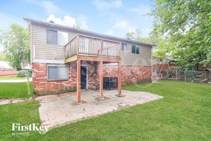 Building Photo - 2489 Millvalley Dr