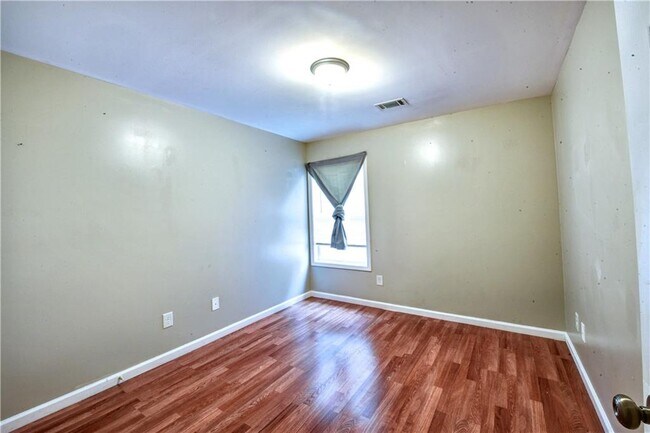 Building Photo - 1454 Persimmon Trce